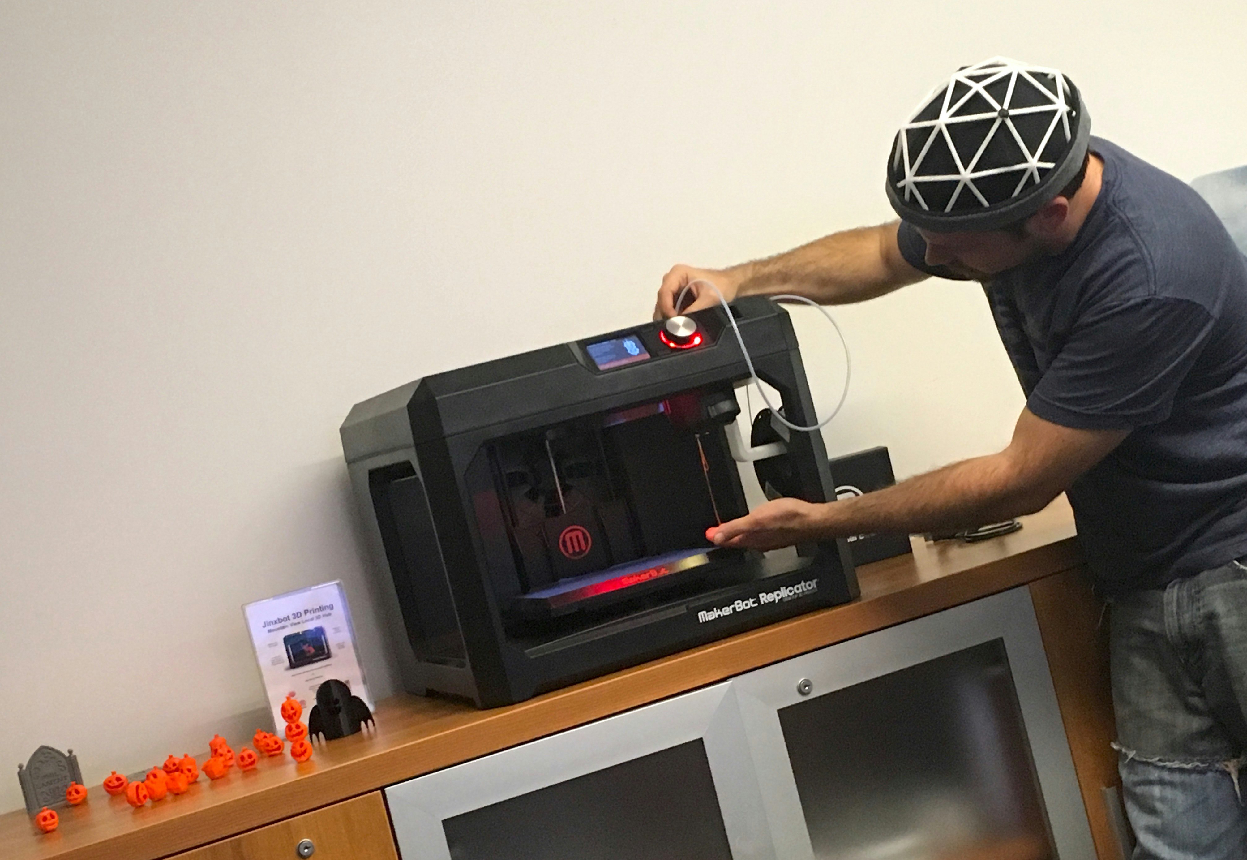 how can you make money with 3d printer